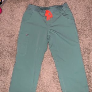 Figs Jade Kade cargo scrub pants size small petite (limited edition)